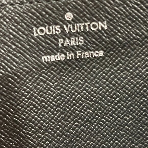 Louis Vuitton Twist Wallet Limited Edition Azteque Epi Leather (87010) - Picture 8 of 10